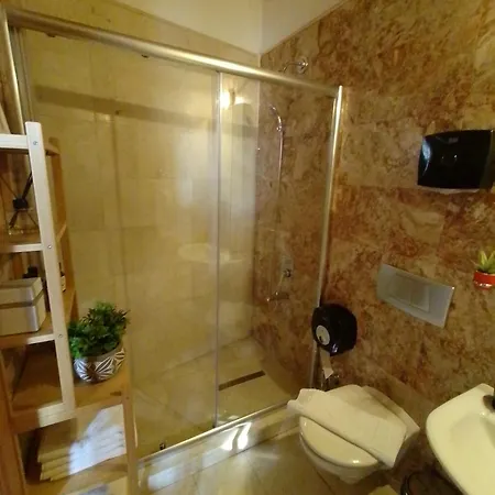 Grace Lounge Premium