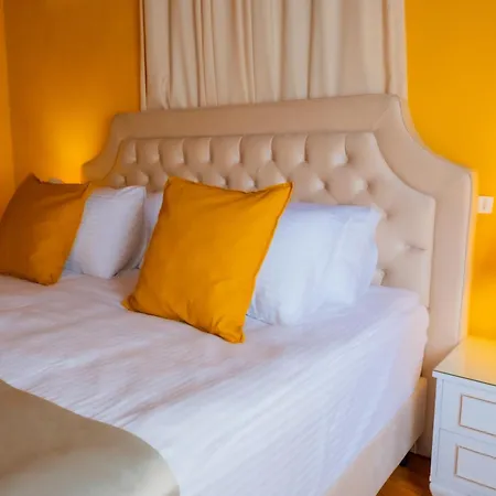 Grace Lounge Premium